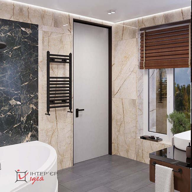 Яркий санузел в гостиничном номере